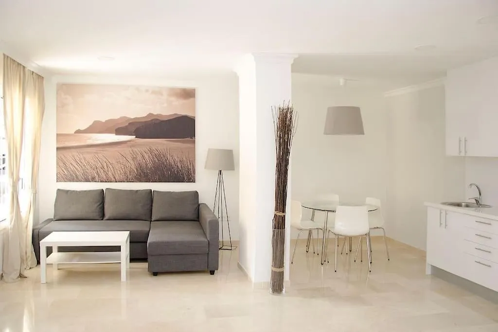 Canary Lofts Rambla location